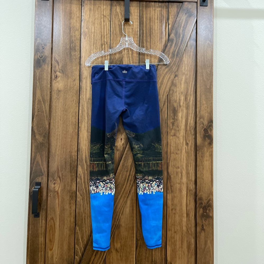 Alo yoga/workout leggings